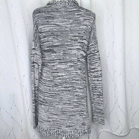 Express Women's Black and White Open-Front Cardigan Sweater - Picture 3 of 3